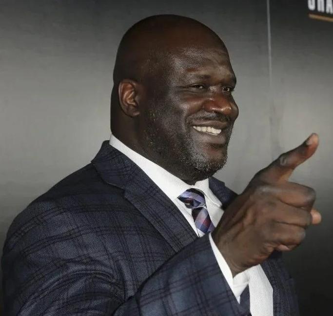 俱乐部对这两名球员均拥有回购条款。@GuillermoRai_ @TheAthleticFC 来源：Madrid Zone🚨 皇家马德里正在关注哈科沃·拉蒙和切马·安德烈斯。