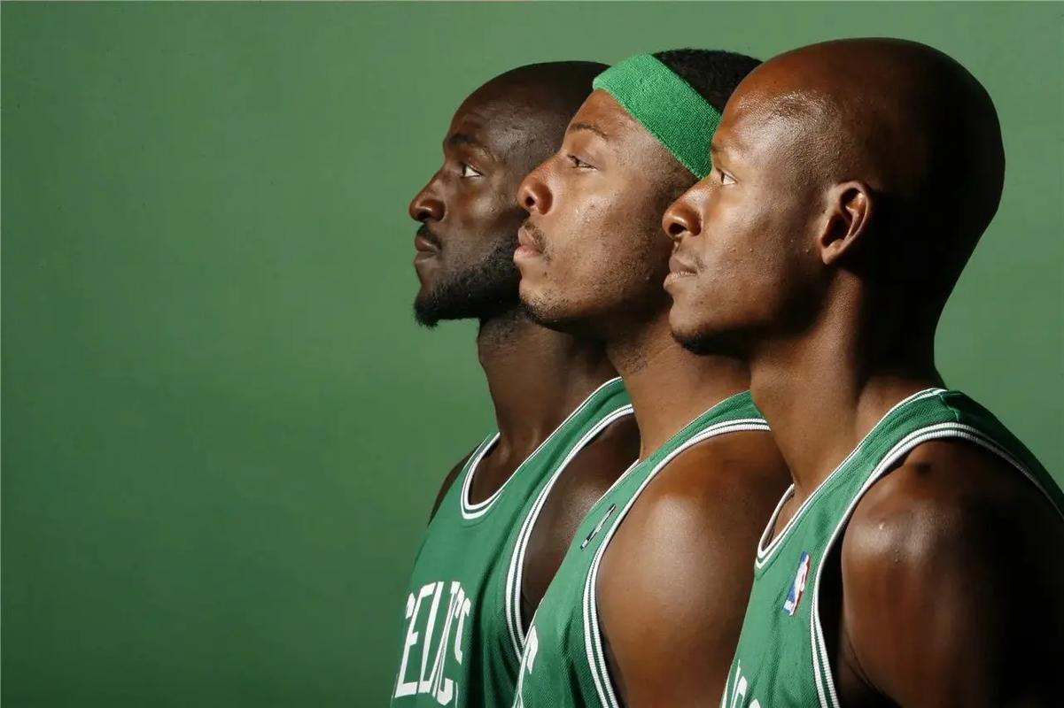 纽约大都会队由于球员伤病，在 8 月份签下多名日本职棒自由球员