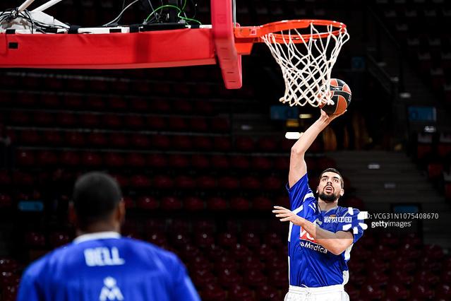 布伦森44分尼克斯大胜雄鹿 掘金逆转独行侠