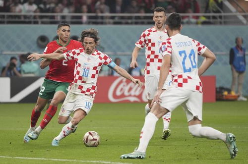 时隔半年，莉莉丝的射击游戏再次颠覆了我的认知