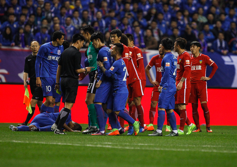 棒球与干细胞修复技术现代医学如何帮助投手修复长期磨损的关节