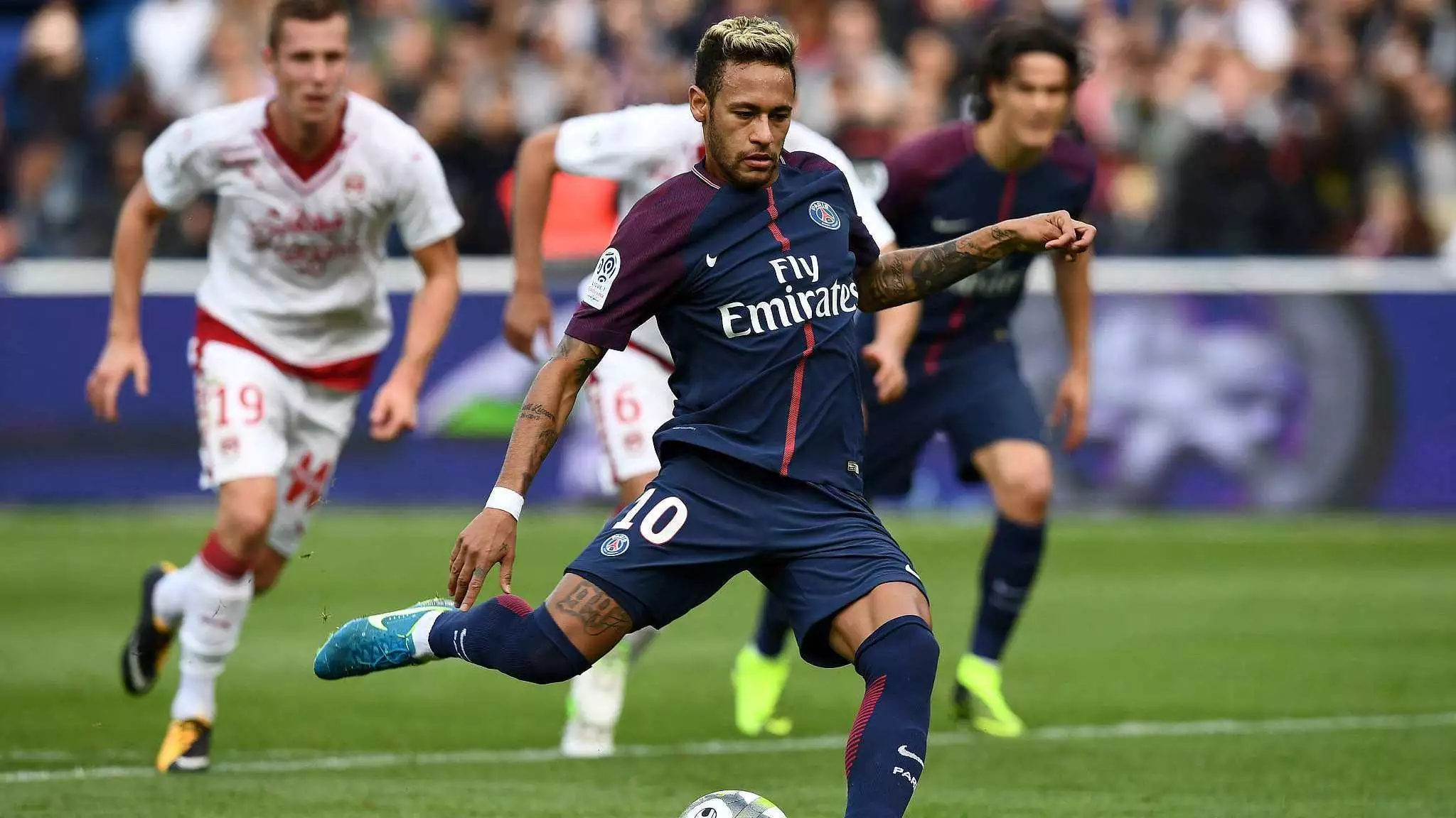 圣地亚哥教士队塔提斯由于肩膀脱臼，多次进出伤停名单