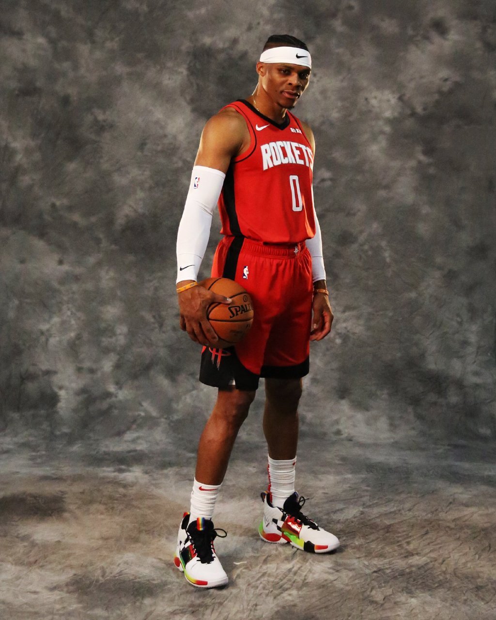 铜梁龙选帅举棋不定！张外龙或绝迹中超江湖，谢晖带队一年游？刘建业或逆袭