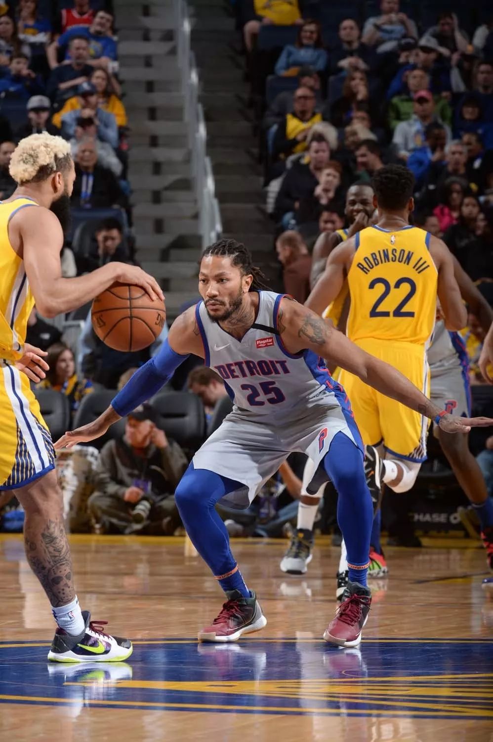 吉迪空砍28+11+11，生涯23次三双追平埃尔金·贝勒